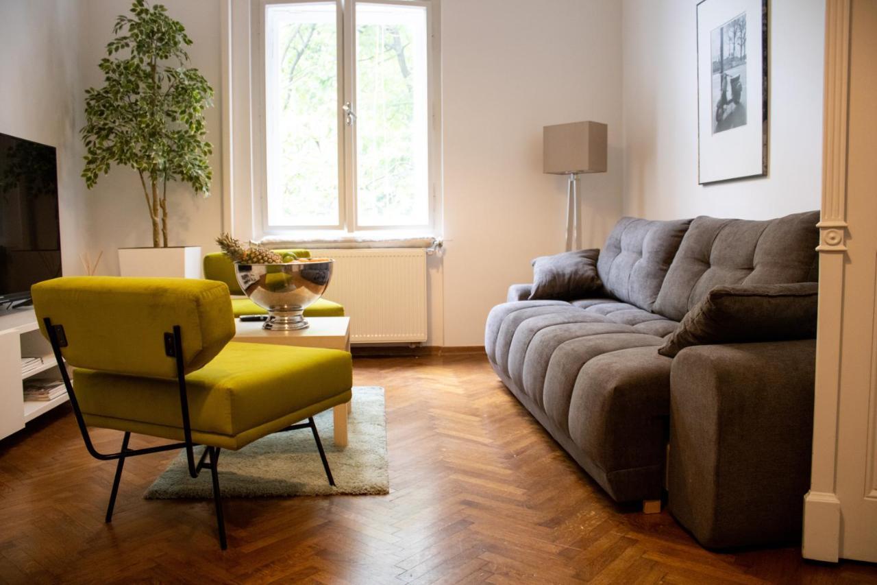 Main Street Apartment Mila , 3 Rd Floor Zagreb Eksteriør billede